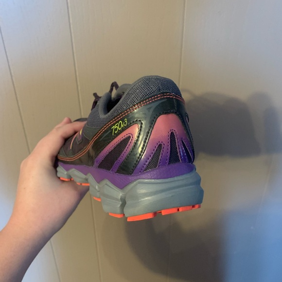 New Balance 750V3 purple & grey lace up athletic running shoe size women’s 9.5 - Picture 3 of 7